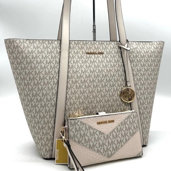 Michael Kors Pratt Large Signature Logo Tote Bag & Double Zip Wallet Light Cream - Picture 1 of 13
